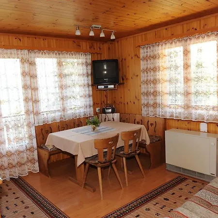 Bittel 1 Lejlighed *